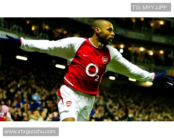 逝去足球巨星回顾：那些离世的传奇球员与他们的永恒印记